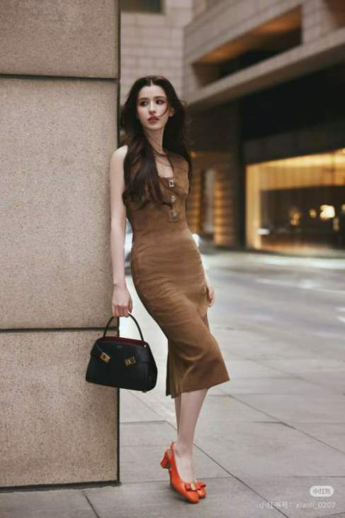 Picture of Ferragamo Handbags _SKUfw242322028fw